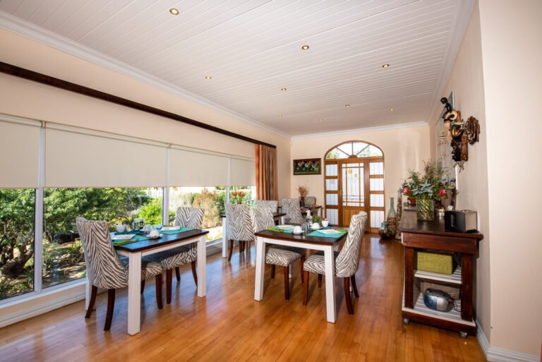 african tulip 4 768x513